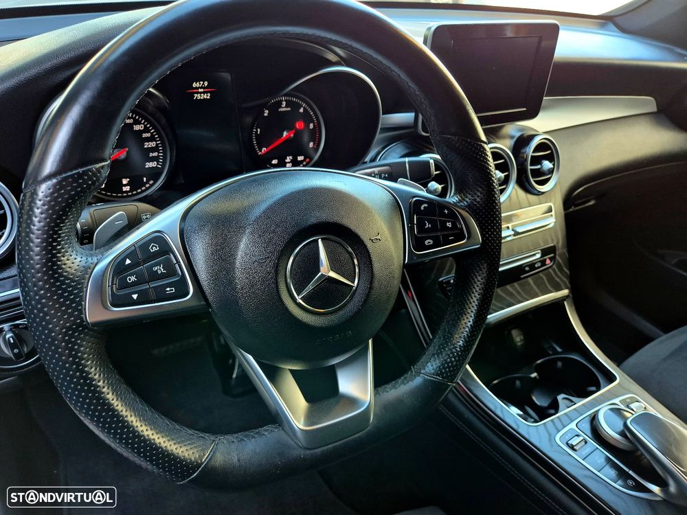 Mercedes-Benz GLC 250 d Coupé AMG Line 4-Matic - 24