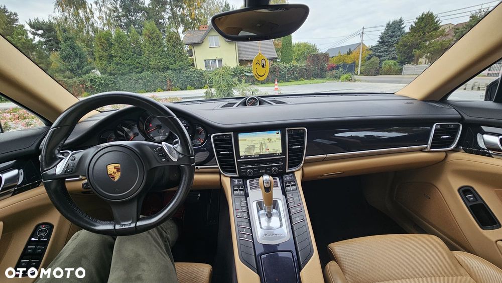 Porsche Panamera 4 PDK Edition - 25