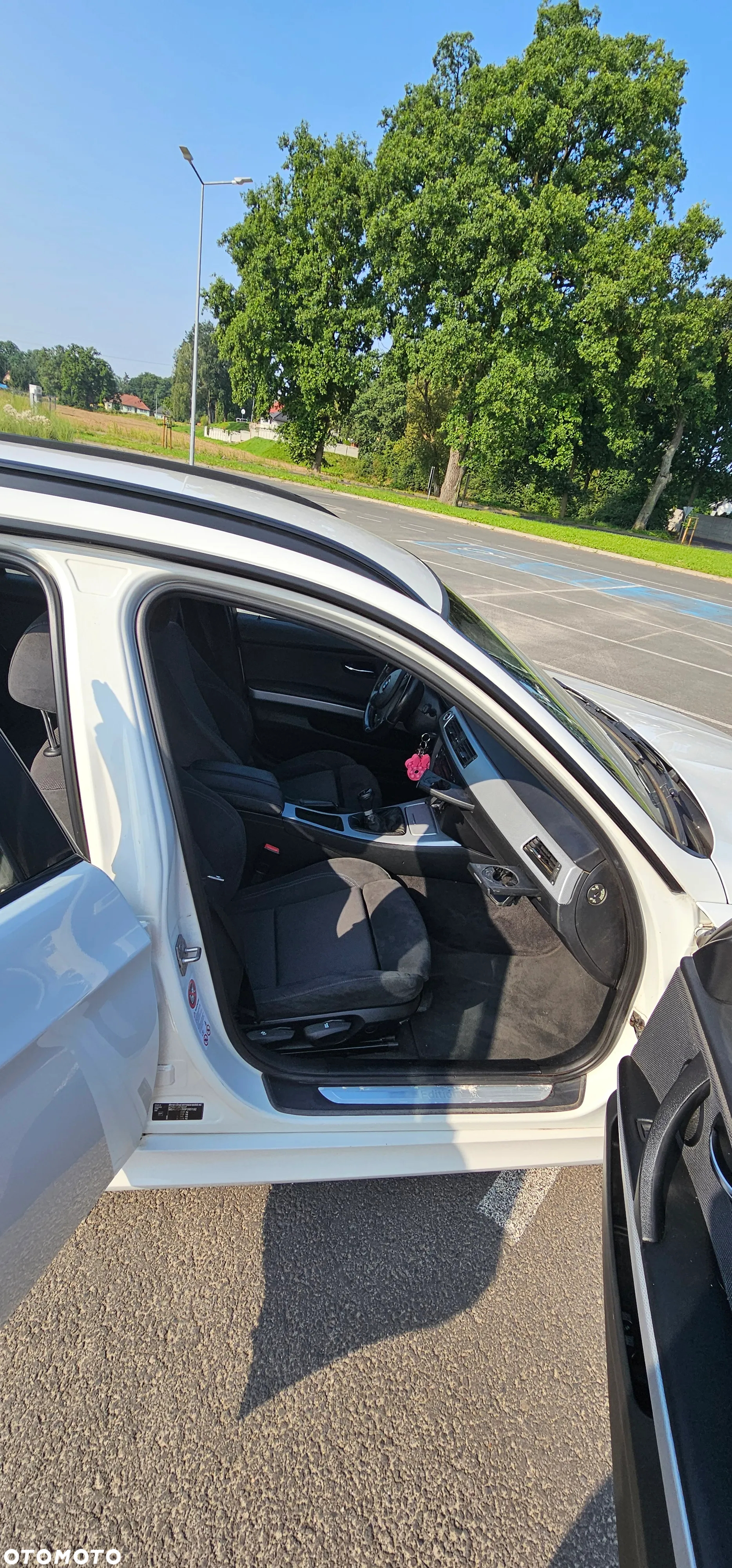 BMW Seria 3 318d Touring Sport Line - 7