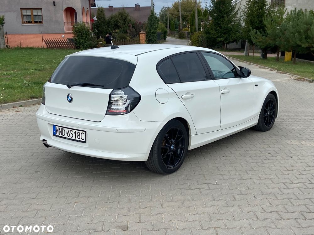 BMW Seria 1 116i - 6