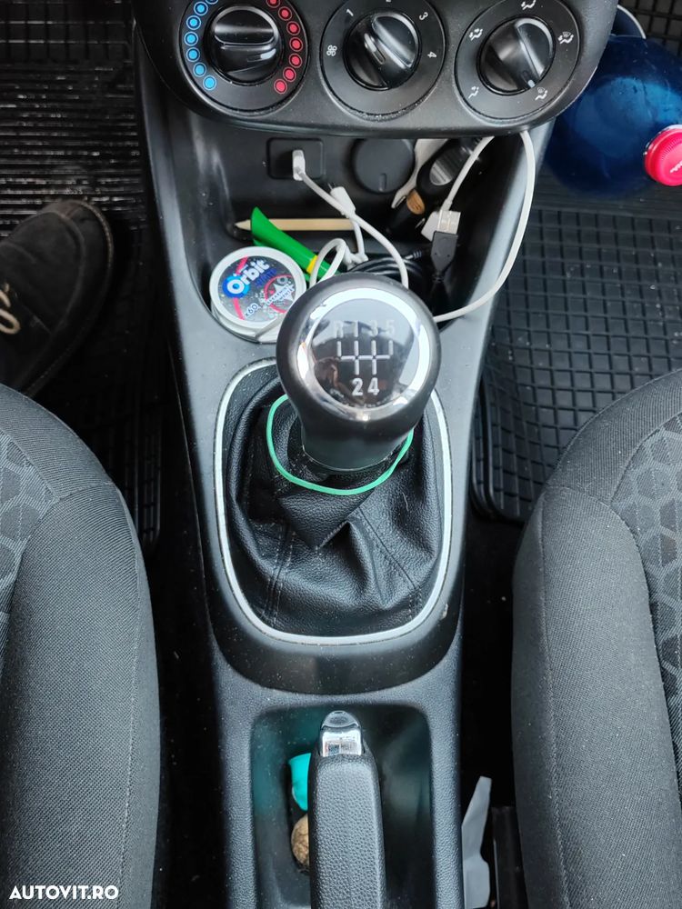 Opel Corsa 1.4 ECOTEC Selection - 9