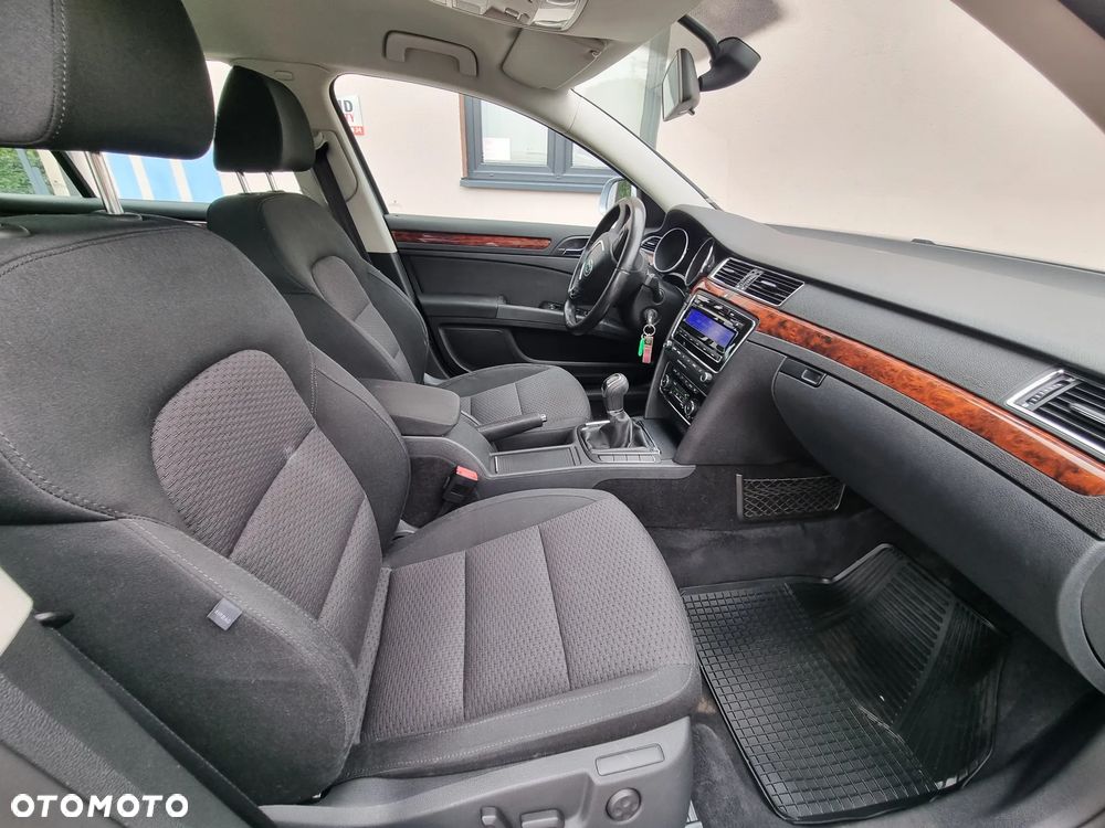 Skoda Superb 2.0 TDI Platinum - 19