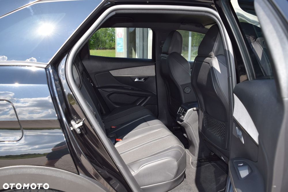 Peugeot 3008 1.6 PureTech HYbrid GT S&S EAT8 - 24