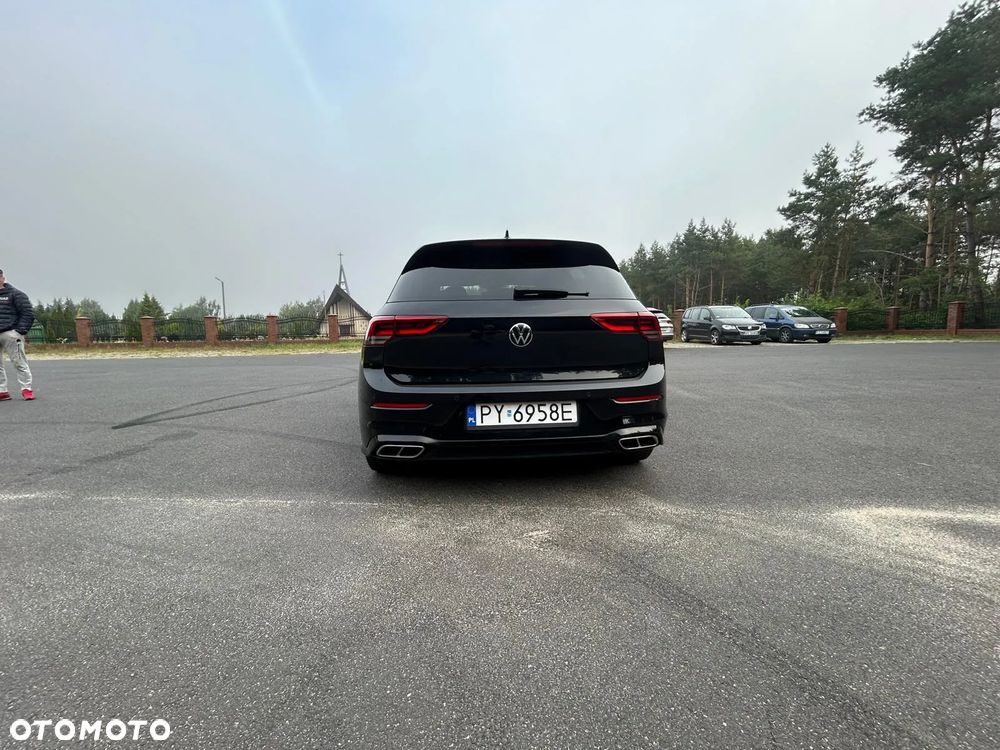 Volkswagen Golf - 6