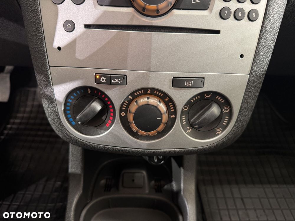 Opel Corsa - 22