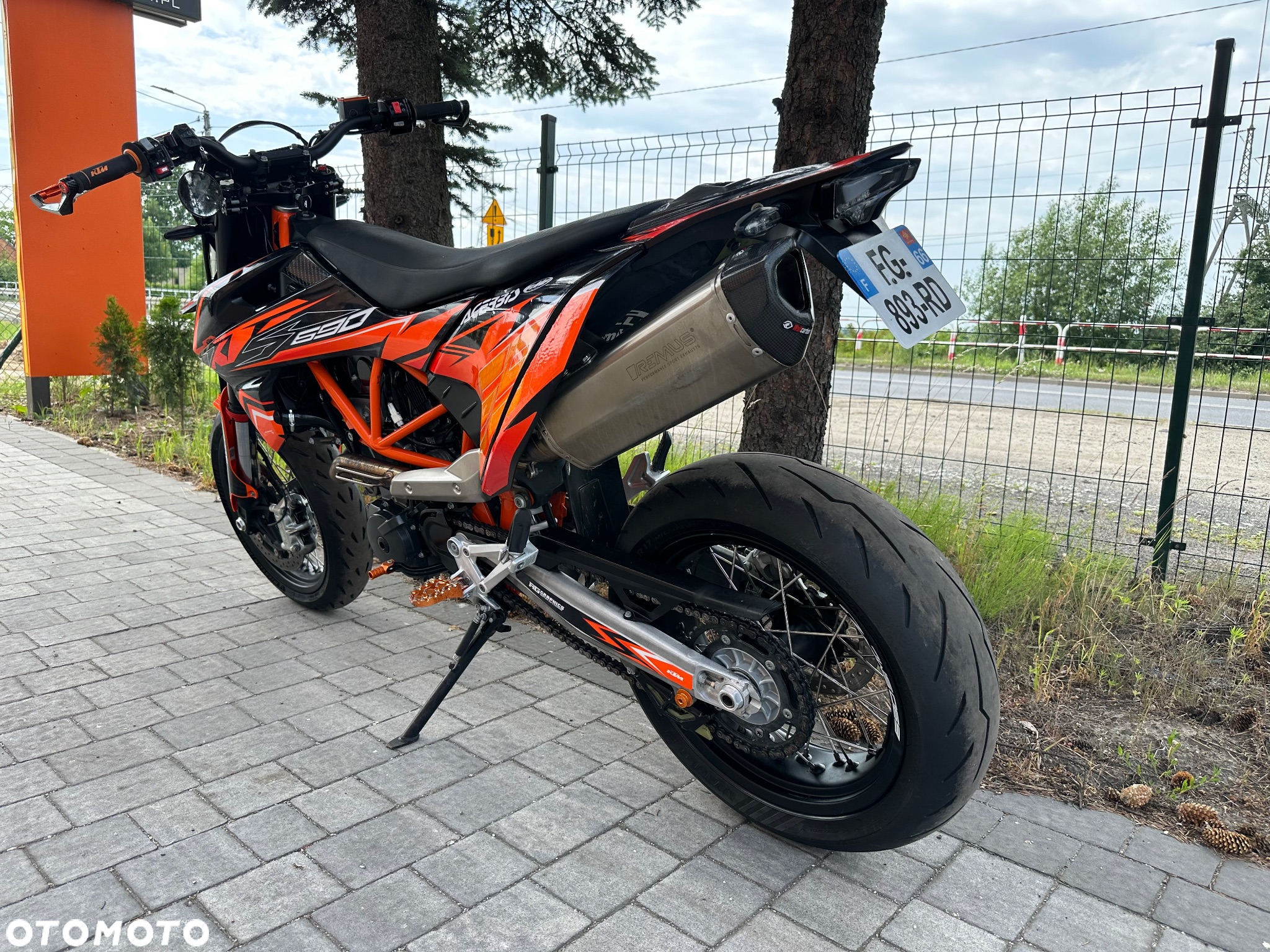 KTM SMC - 6