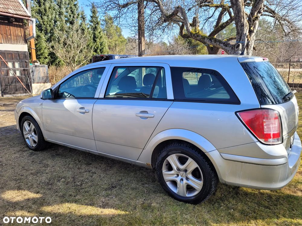 Opel Astra 1.7 CDTI - 4