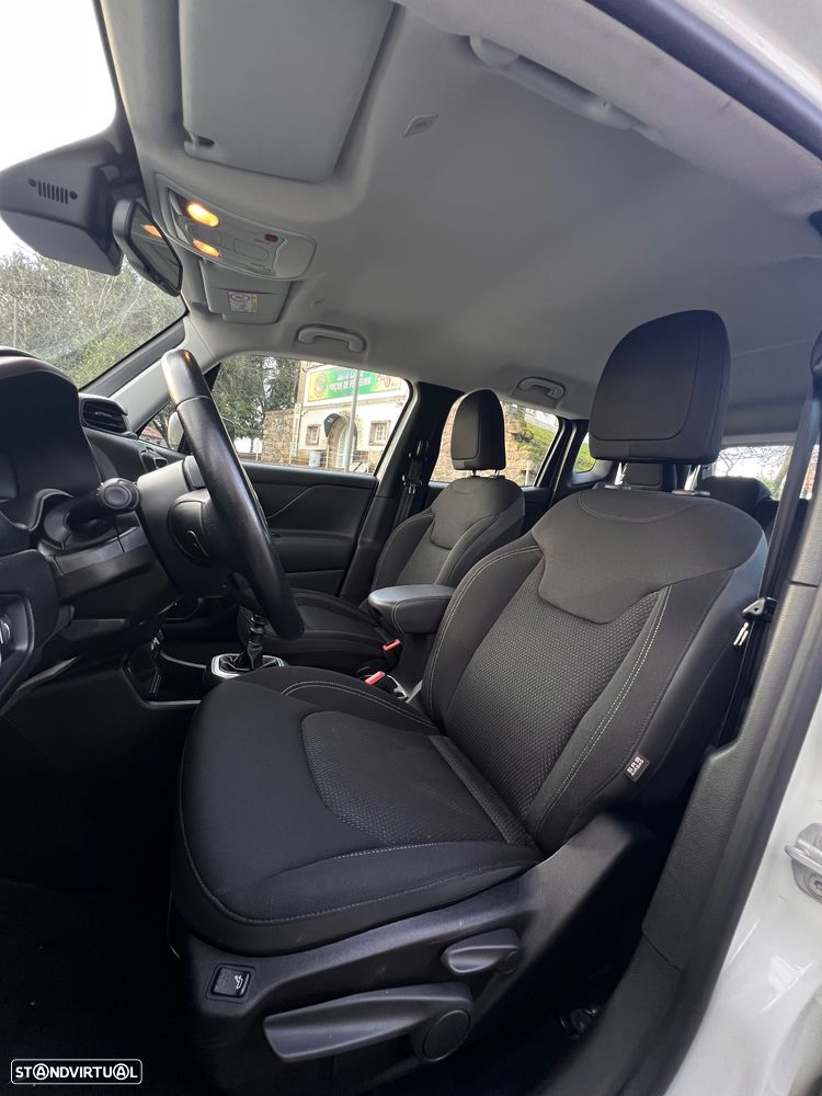 Jeep Renegade 1.0 T Limited - 17