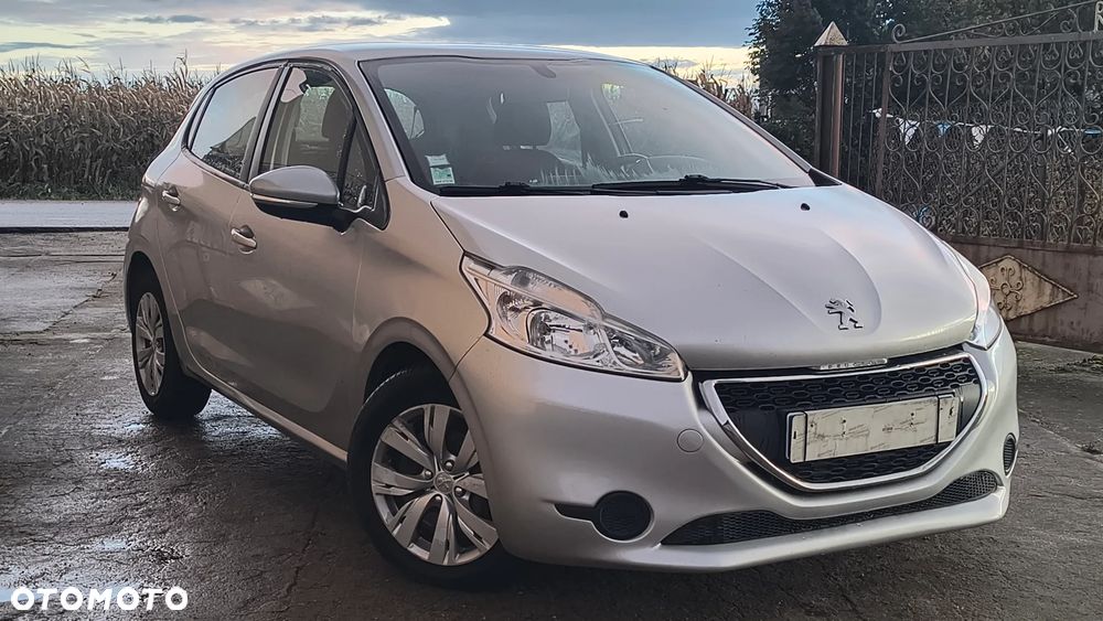 Peugeot 208 - 2