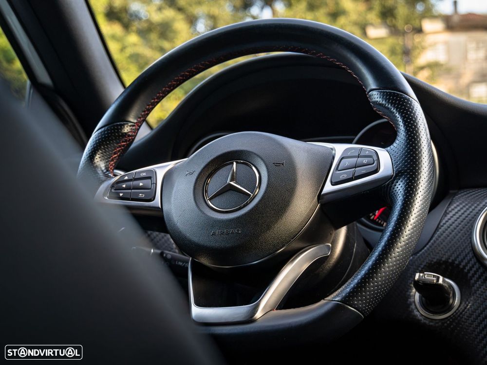 Mercedes-Benz A 180 d AMG Line - 16