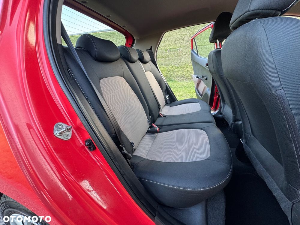 Hyundai i10 1.0 BlueDrive Go - 29