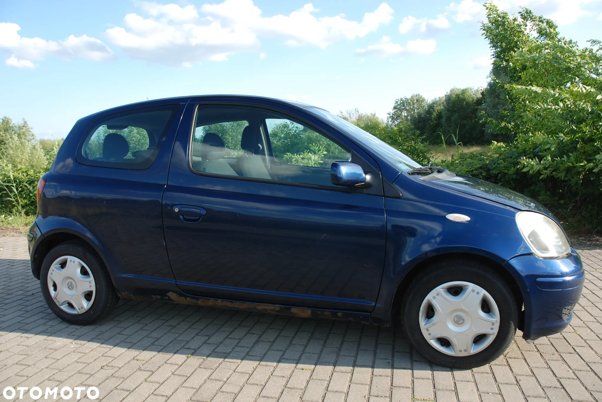 Toyota Yaris 1.0 - 3