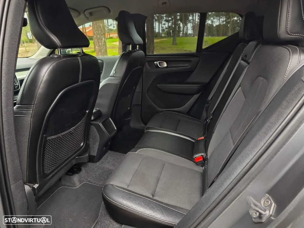 Volvo XC 40 2.0 D3 Geartronic - 17