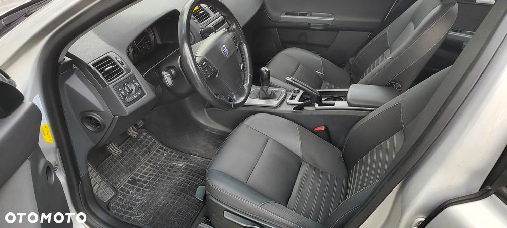 Volvo S40 1.8 - 13