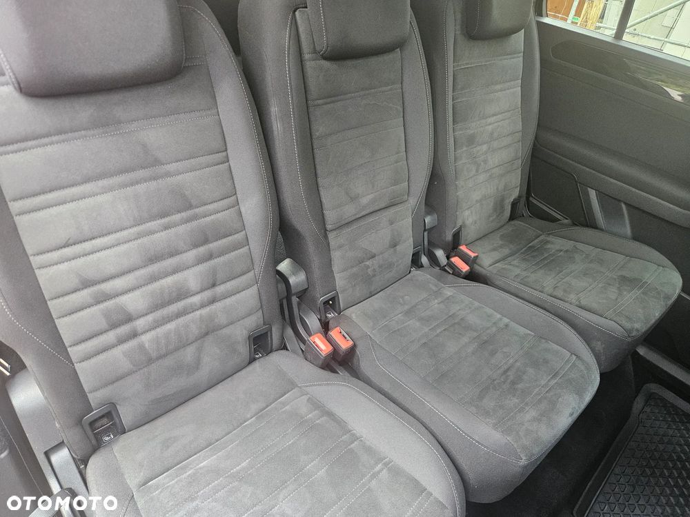 Volkswagen Touran 1.5 TSI EVO Highline DSG - 9