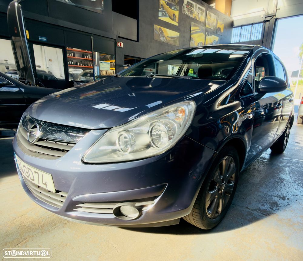Opel Corsa 1.2 Cosmo - 3