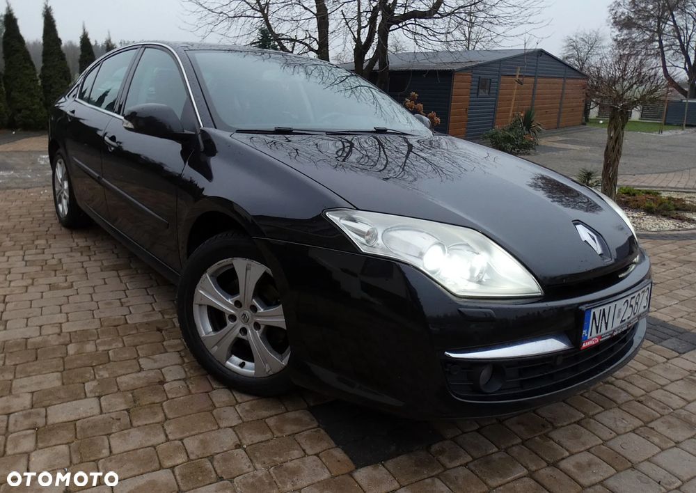 Renault Laguna 2.0 DCi Initiale - 8
