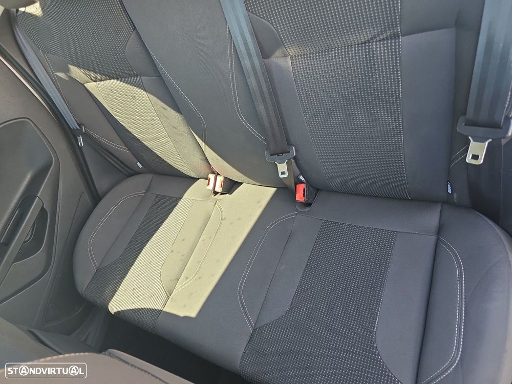 Ford Fiesta 1.0 Ti-VCT Titanium - 13