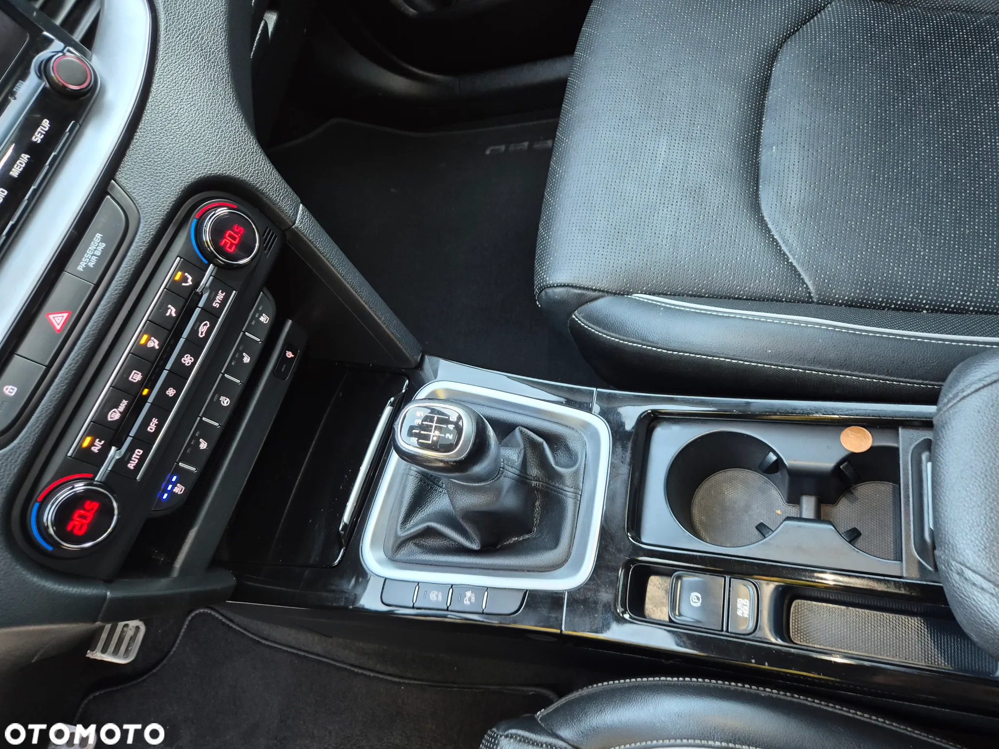Kia Ceed SW 1.4 T-GDI OPF Platinum Edition - 27