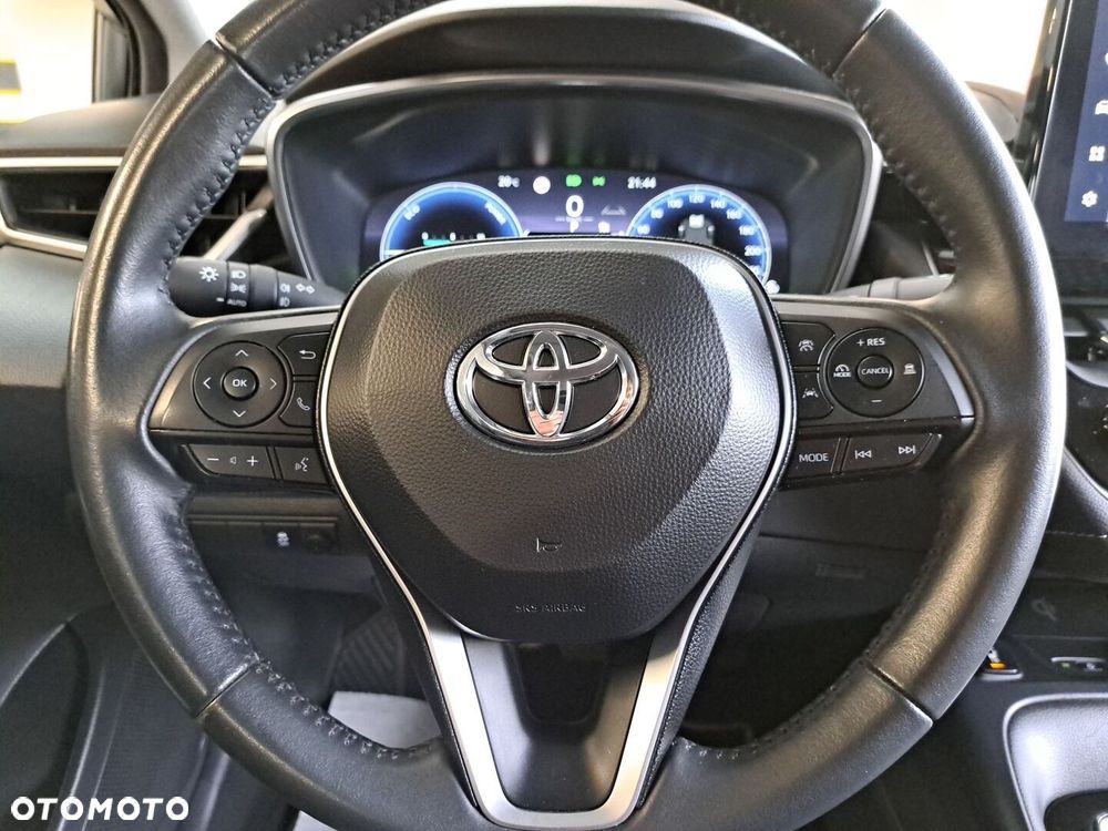 Toyota Corolla 1.8 Hybrid Comfort - 32