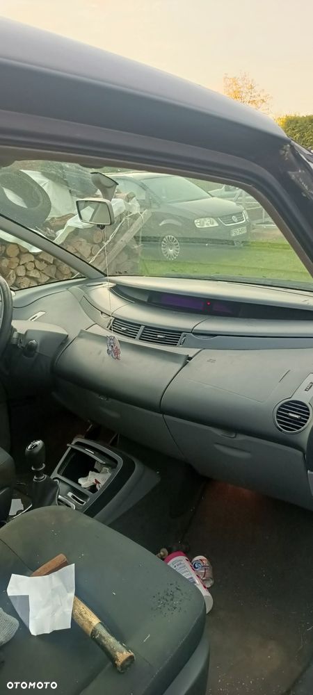 Renault 4 - 5