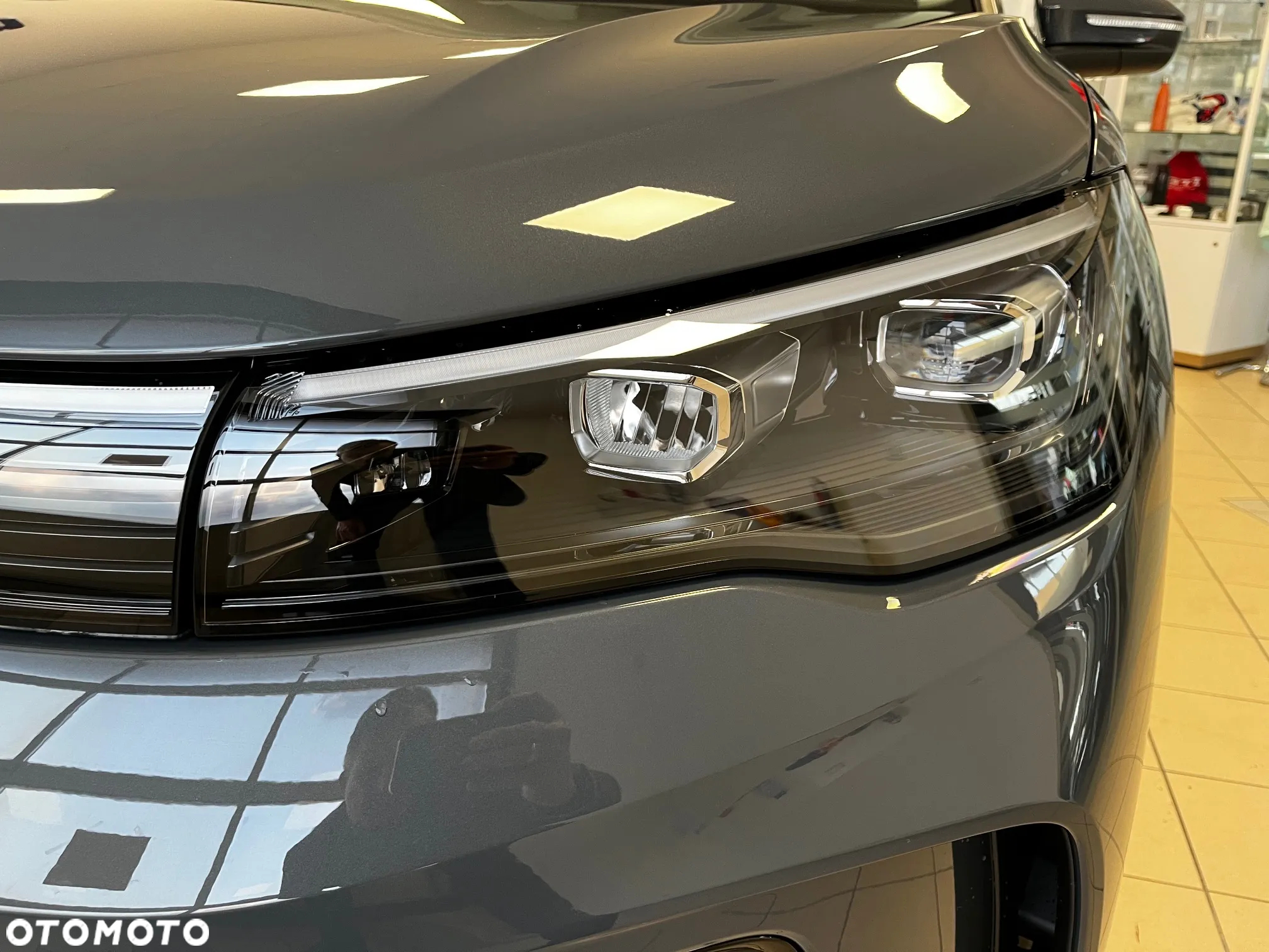 Volkswagen Tiguan 2.0 TSI 4Mot Elegance DSG - 6