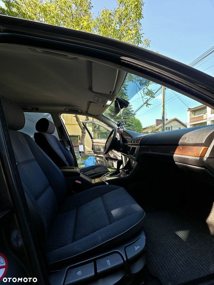 BMW Seria 5 - 14