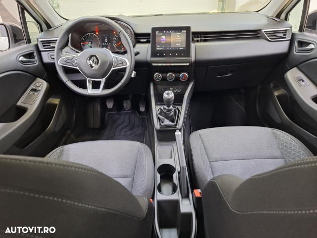 Renault Clio - 7