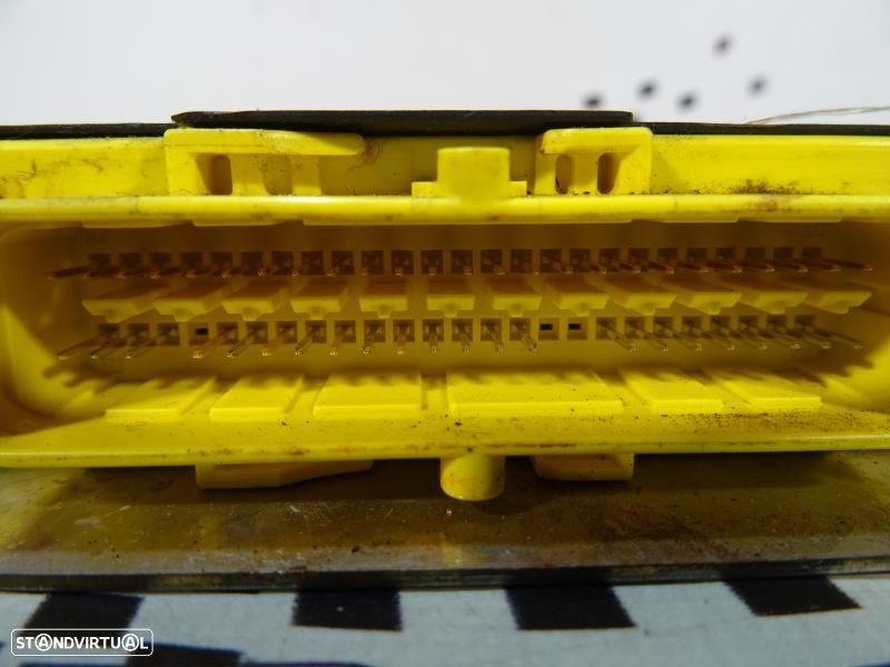 Centralina De Airbags Volkswagen Passat (3C2)  3C0 909 605 M / 3C09096 - 4