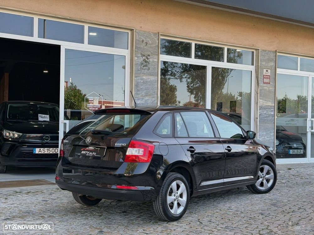 Skoda Rapid Spaceback 1.6 TDi Ambition - 13
