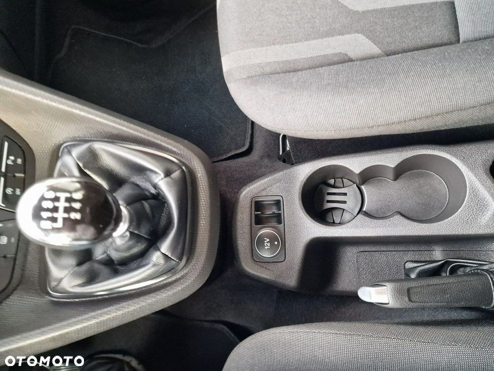 Ford Transit Connect - 32