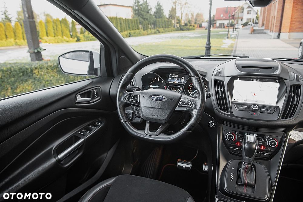 Ford Kuga 2.0 TDCi AWD ST-Line - 17