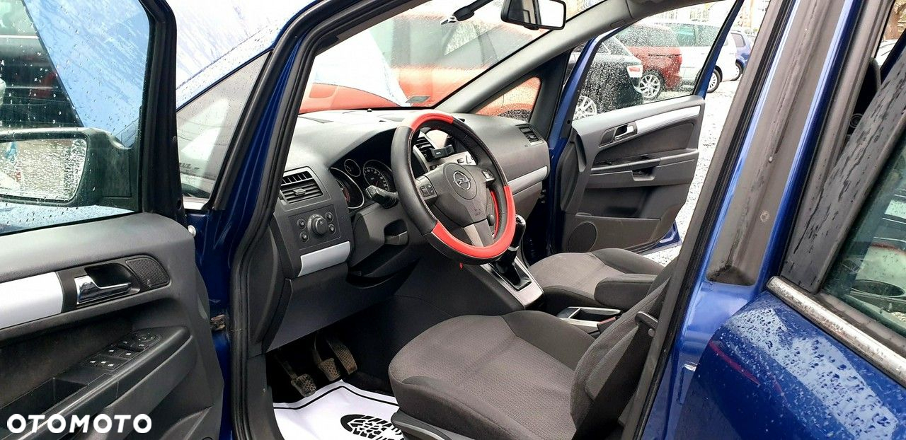 Opel Zafira - 18
