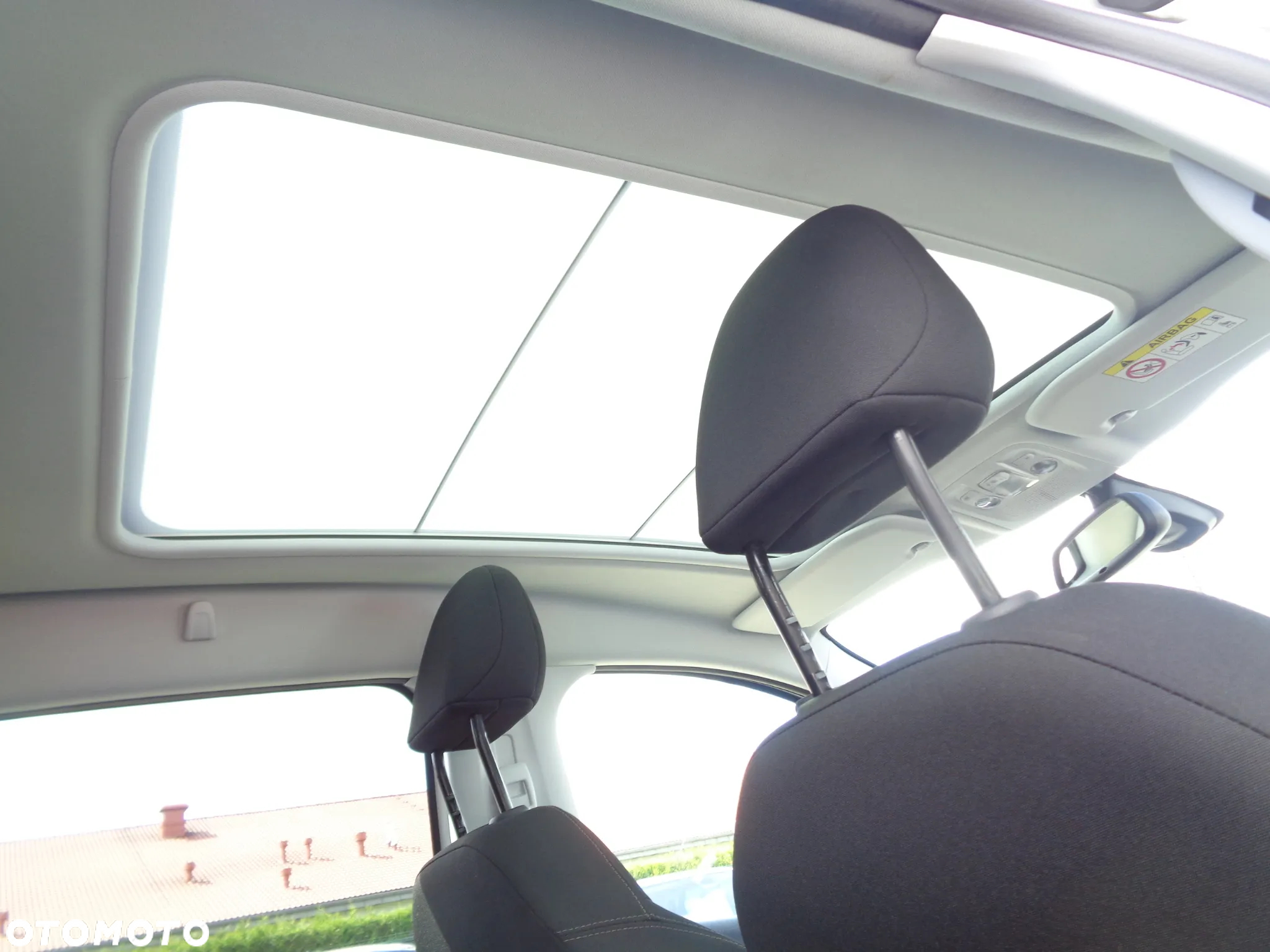 Peugeot 2008 1.2 Pure Tech Style - 21