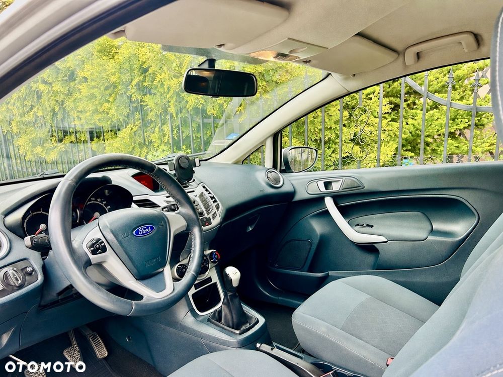 Ford Fiesta 1.25 Ambiente - 6