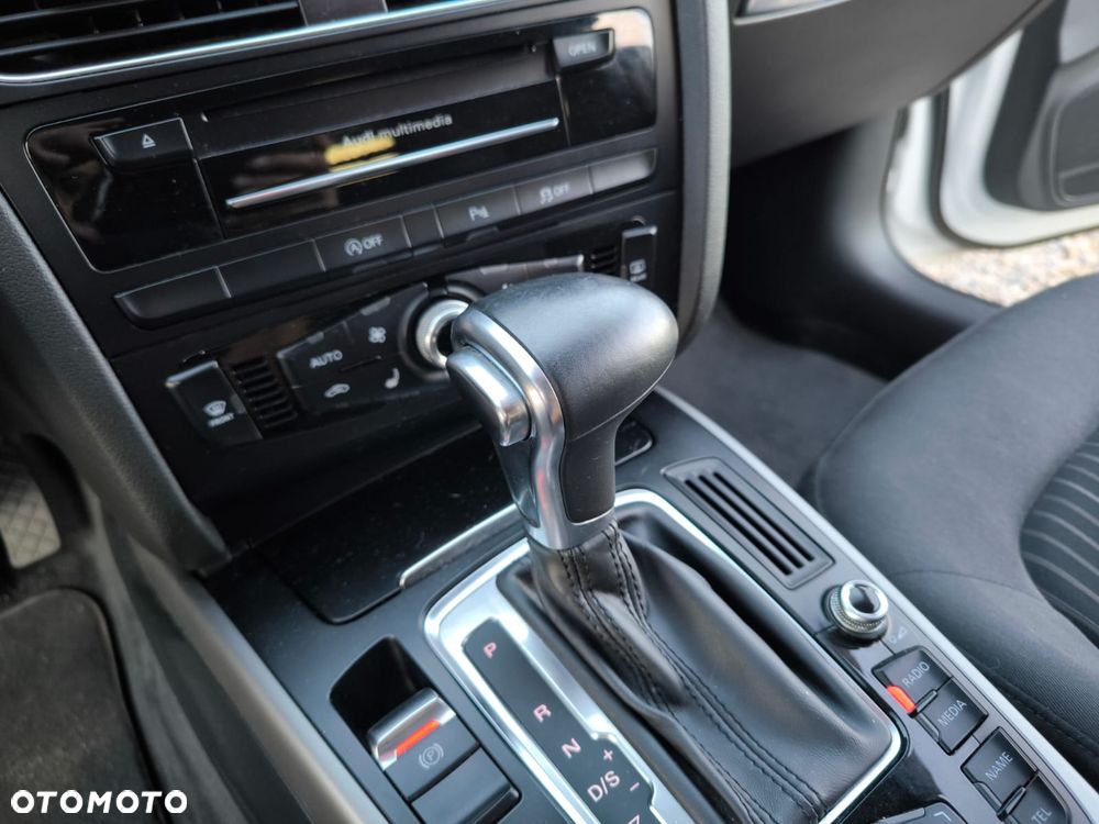 Audi A4 Avant 2.0 TDI Multitronic - 6