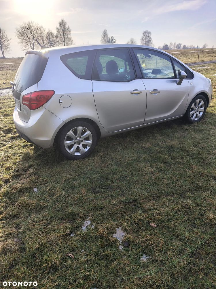 Opel Meriva - 1