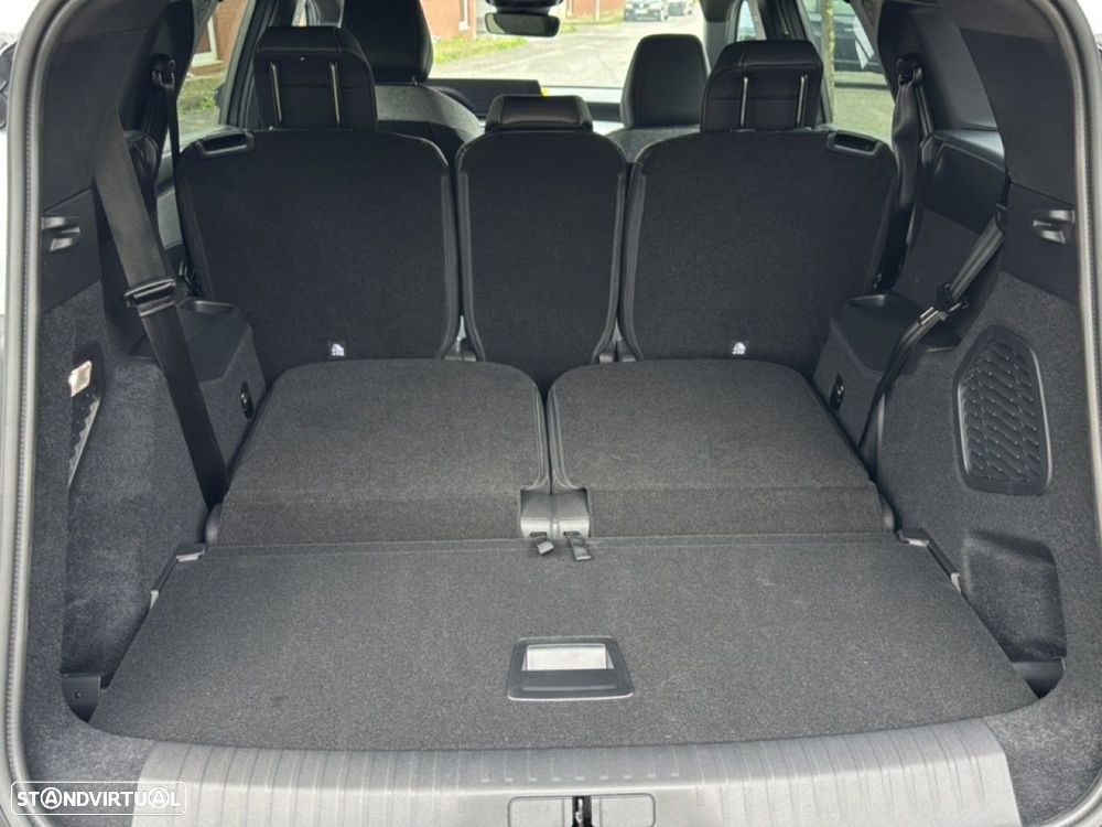 Peugeot E-5008 73 kWh Allure - 6