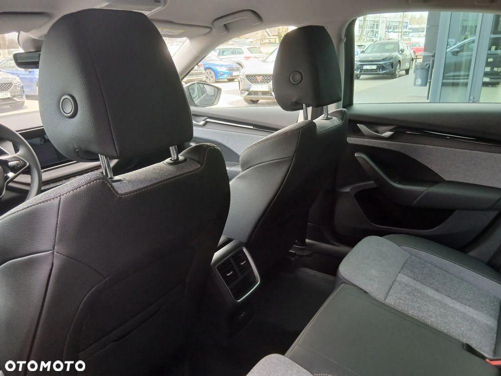 Skoda Octavia 1.5 TSI mHEV Edition 130 Selection DSG - 13