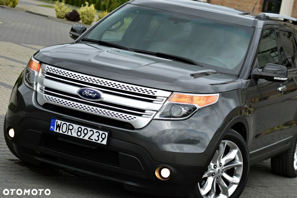 Ford Explorer - 1