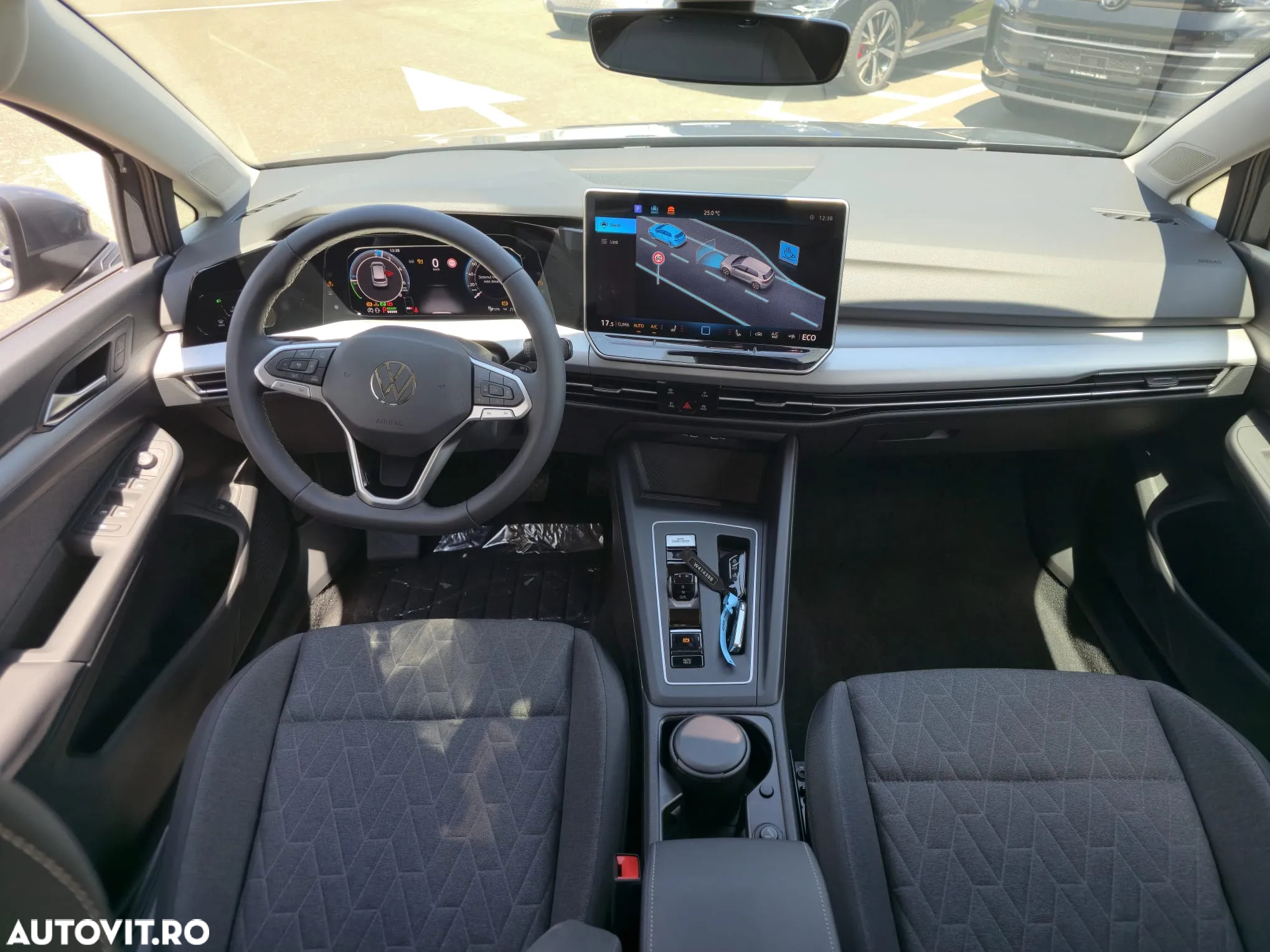 Volkswagen Golf 1.5 TSI eHybrid DSG PHEV Life - 12