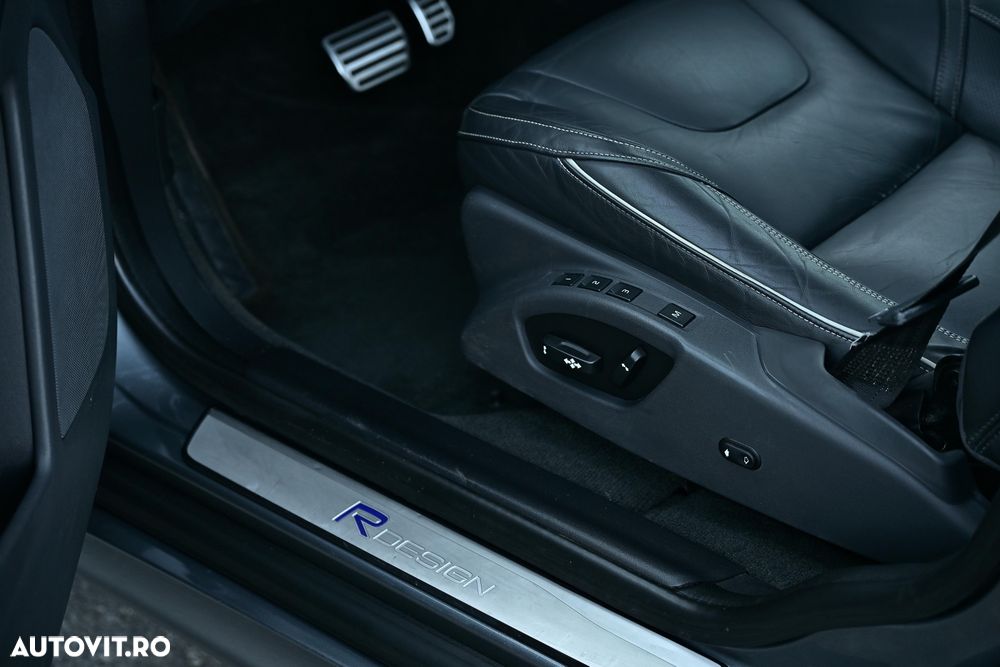 Volvo XC 60 D5 AWD Geartronic Summum - 31