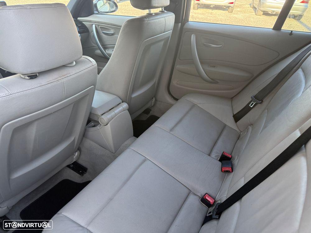 BMW 120 d DPF Aut. Edition Sport - 26