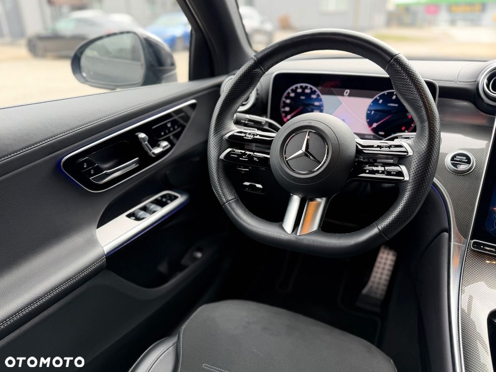 Mercedes-Benz GLC 300 d 4Matic 9G-TRONIC Edition AMG Line - 10