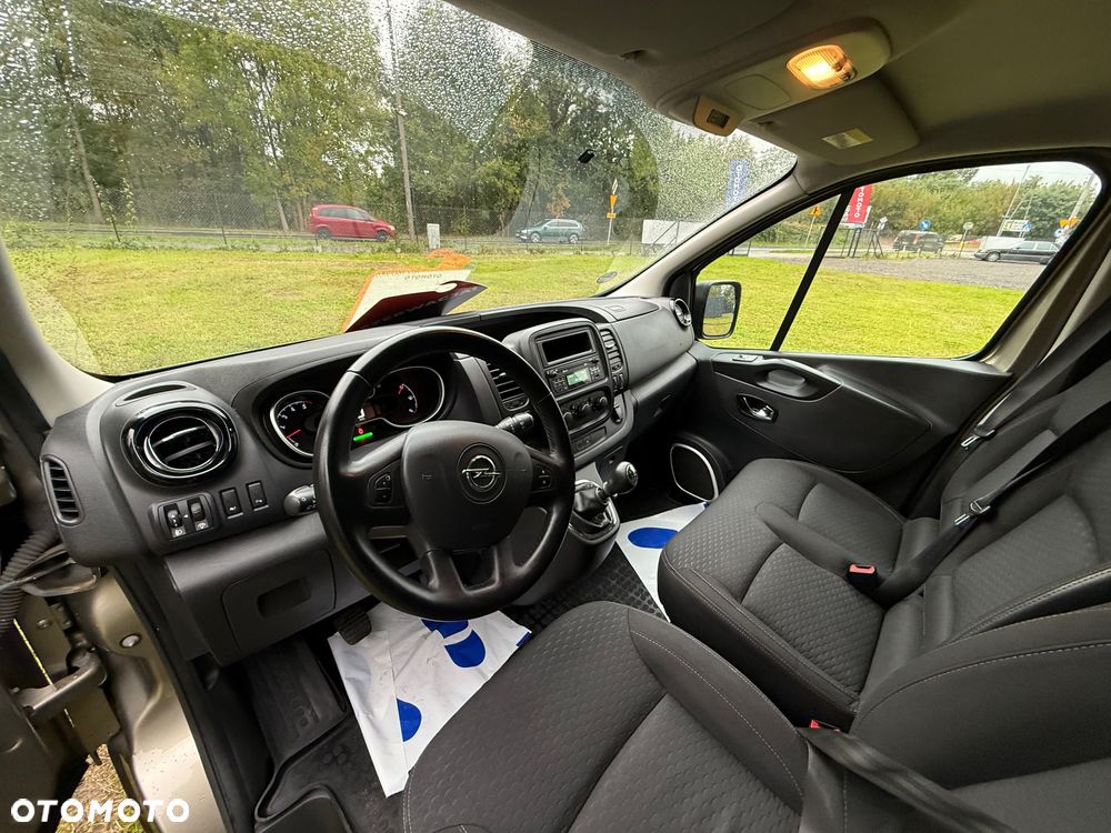 Opel Vivaro L2H1 2,9t Sport - 14