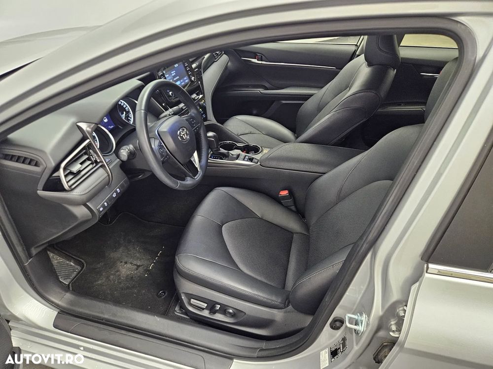 Toyota Camry 2.5 Hybrid Business - 5