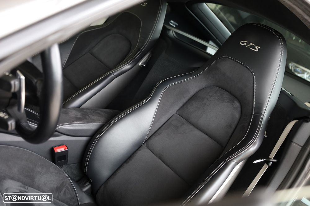 Porsche 718 Cayman GTS PDK - 10