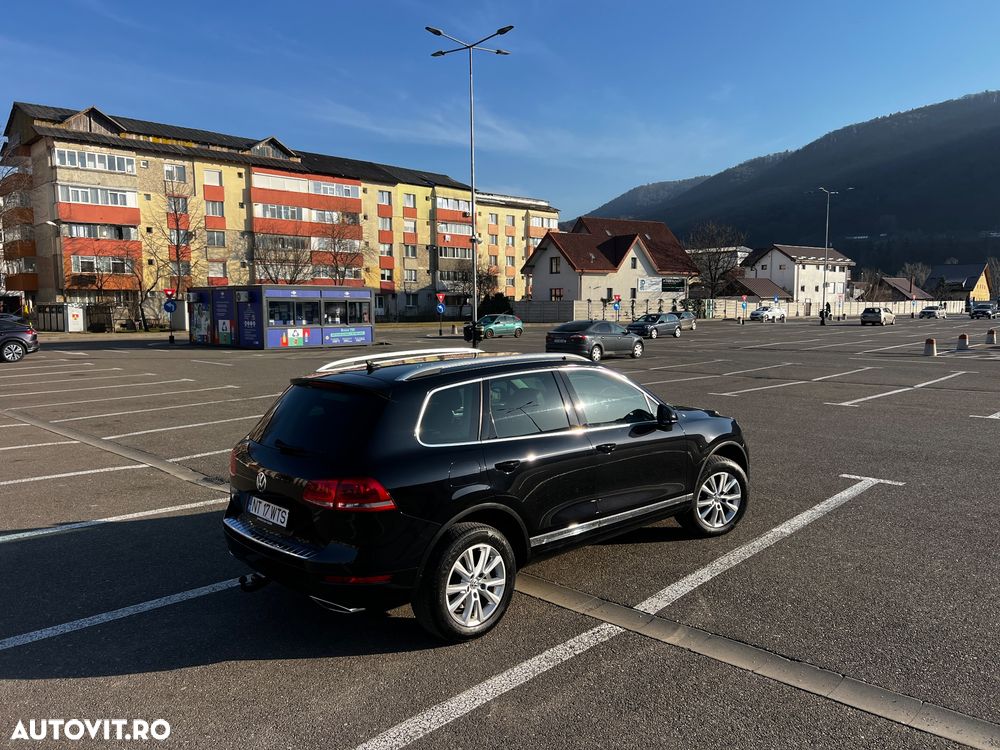 Volkswagen Touareg - 2