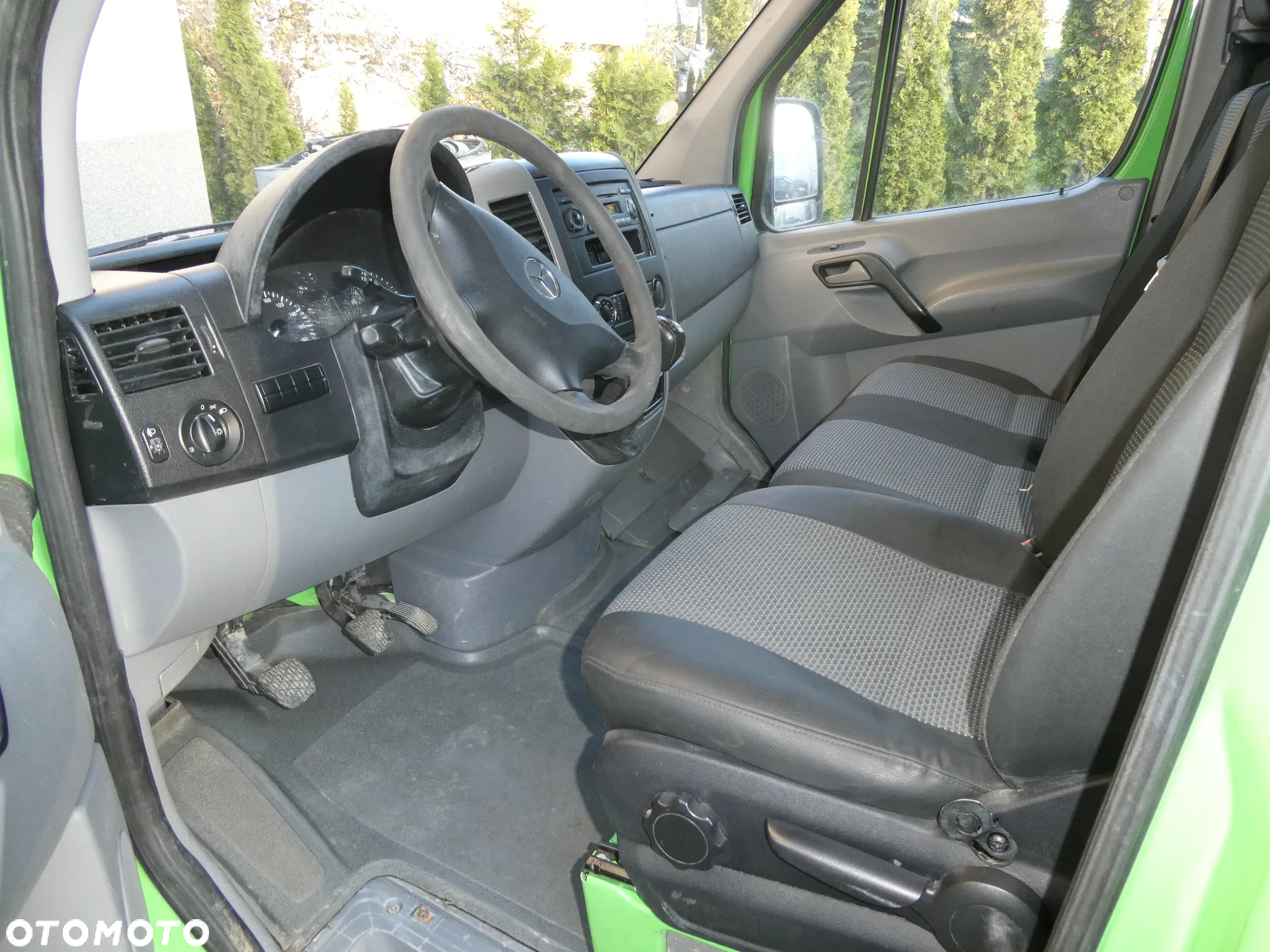 Mercedes-Benz SPRINTER - 10