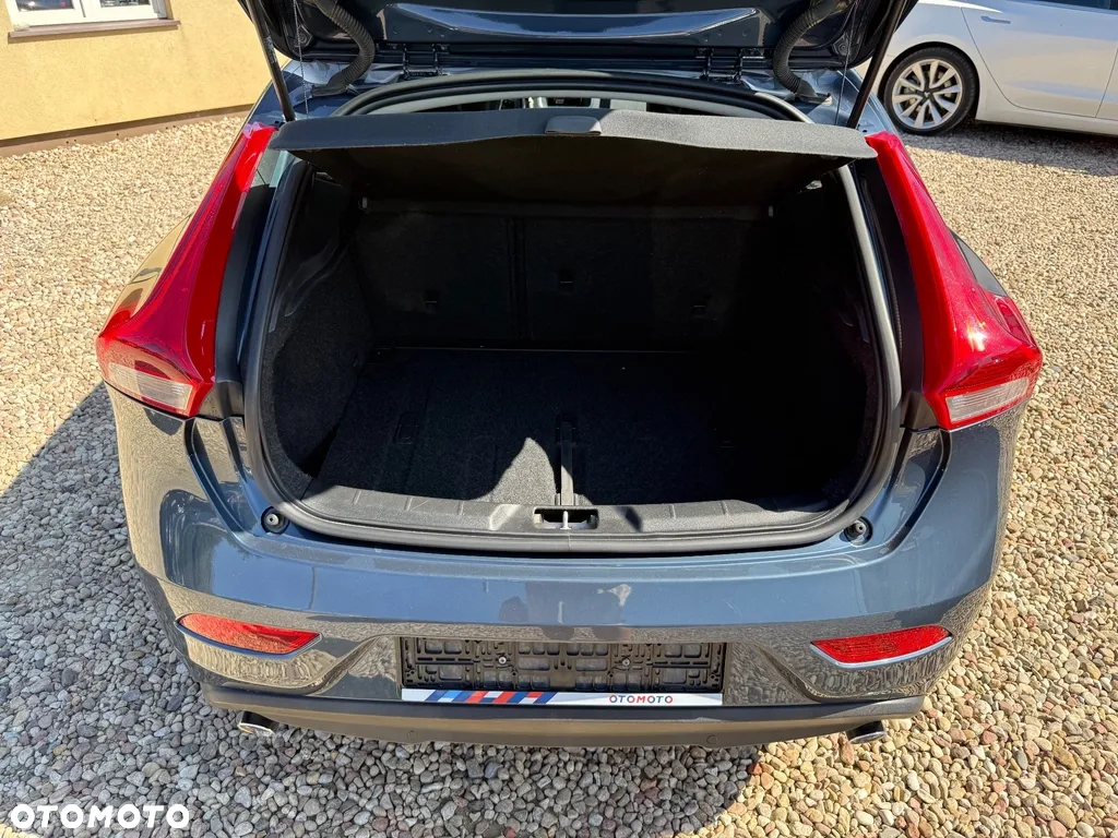Volvo V40 D2 Geartronic Momentum - 12